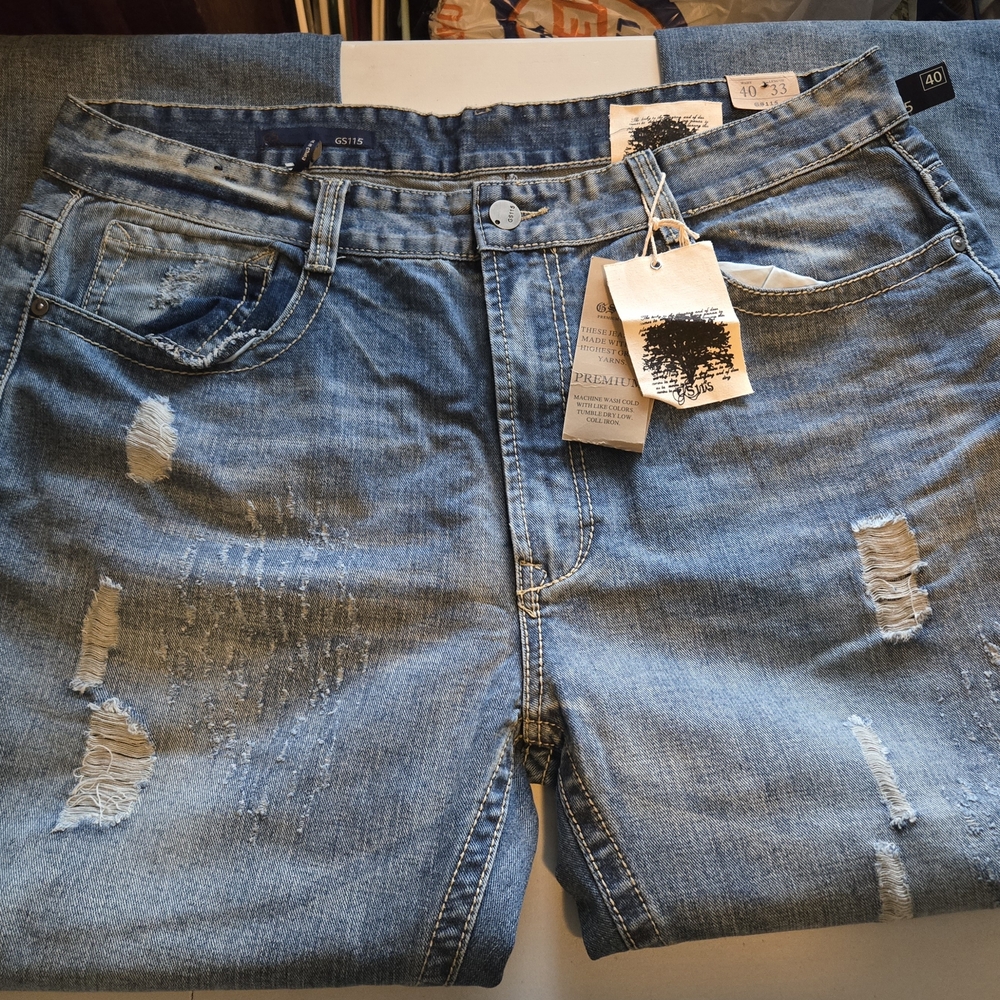 Relaxed Fit Light Blue Distressed Jeans 40x33
